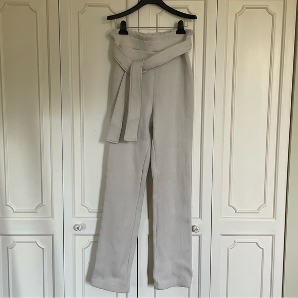 NWT L’Academie Levi Pant in Beige - Picture 3 of 5